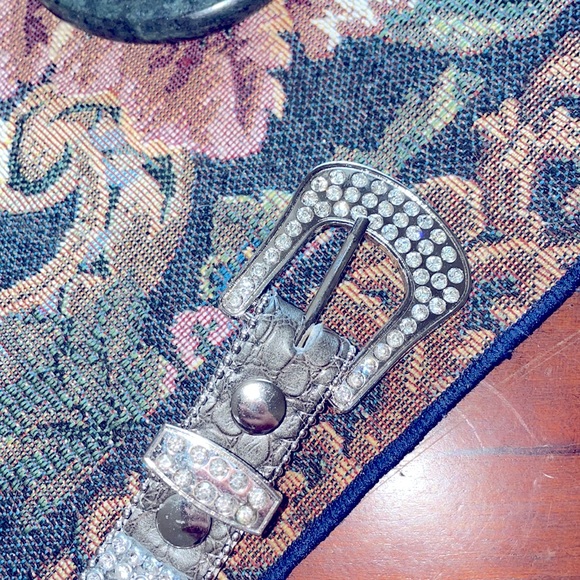 Sparkly Belt - Picture 2 of 6